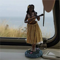 Northcore Hawaiian Hula Dashboard Doll -Mystic Shop 15485 202220Northcore20Hawaiian20Hula20Dashboard20Doll20NOCO9120Lifesytle202.2000x2000