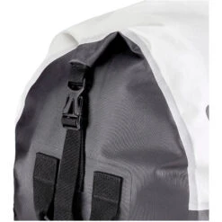 MUSTO Evo 65L Dry Bag -Mystic Shop 40592 202220Musto20Evo2065L20Dry20Bag208229120 20Platinum20detail201.2000x2000