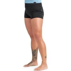 Dakine Womens HD Surf Rashguard Shorts 8 Dakine Womens HD Surf Rashguard Shorts -Mystic Shop 42551 202320Dakine20Womens20HD20Surf20Rashguard20Shorts20W654DAK000220 20Black20Side.2000x2000