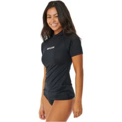 Rip Curl Womens Classic Surf Short Sleeve Rash Vest 8 Rip Curl Womens Classic Surf Short Sleeve Rash Vest -Mystic Shop 44593 202320Rip20Curl20Womens20Classic20Surf20Short20Sleeve20Rash20Vest2015HWRV20 20Black20 20side.2000x2000