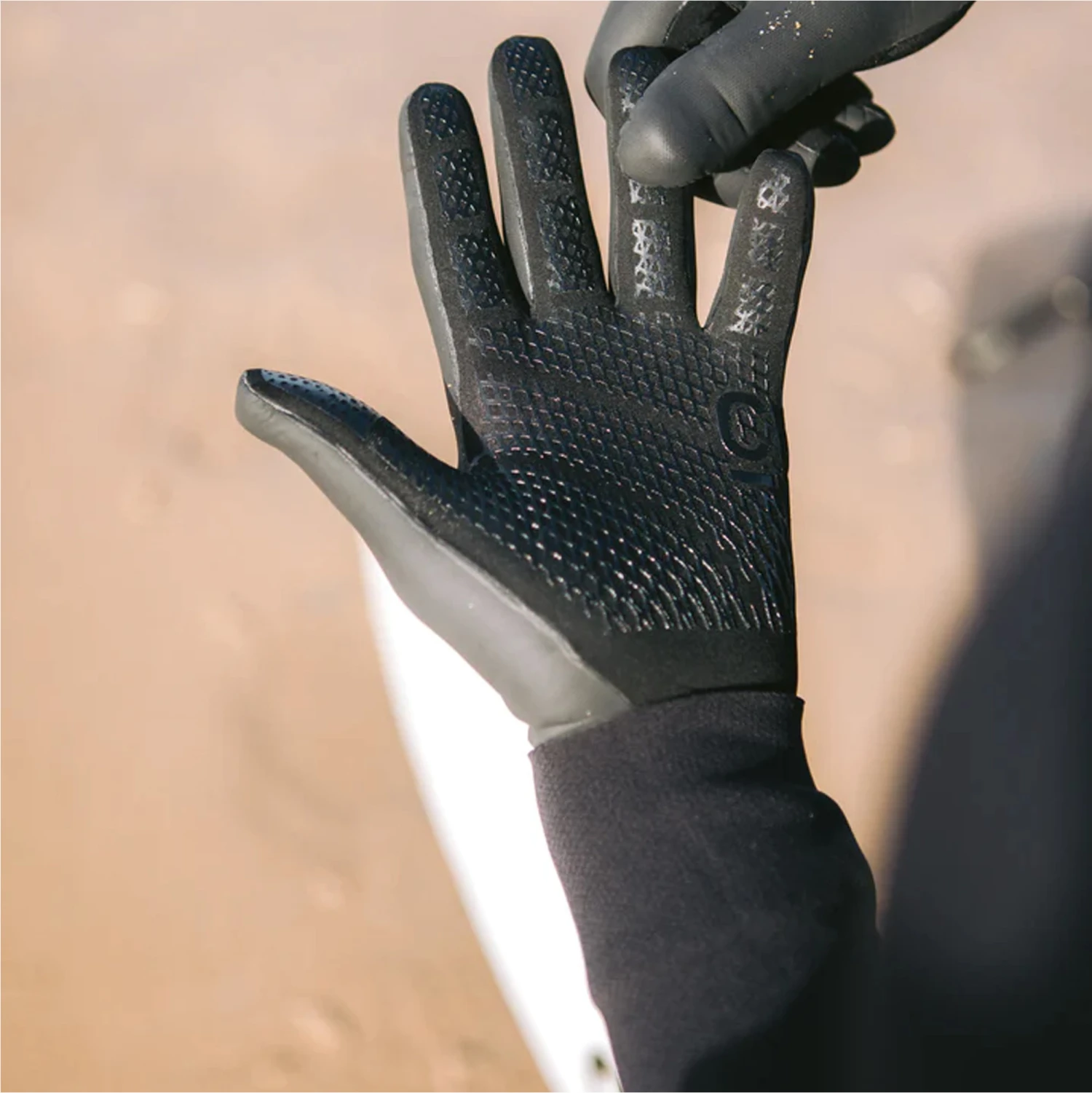Session 3mm Neoprene Wetsuit Gloves 6 Session 3mm Neoprene Wetsuit Gloves - Image 4